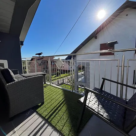 Apartman Tony Deluxe Near Zagreb Airport Velika Gorica Exterior photo